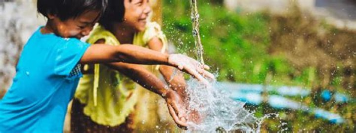 10 Best Volunteer Abroad Programs for High School Students