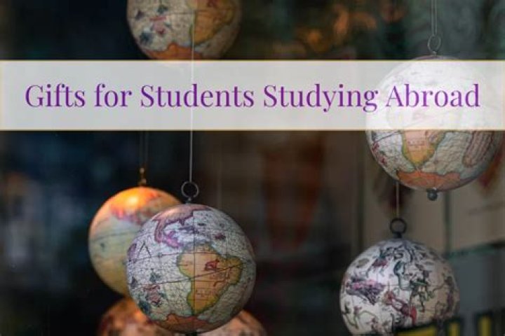 13 Worst Gifts for Students Studying Abroad