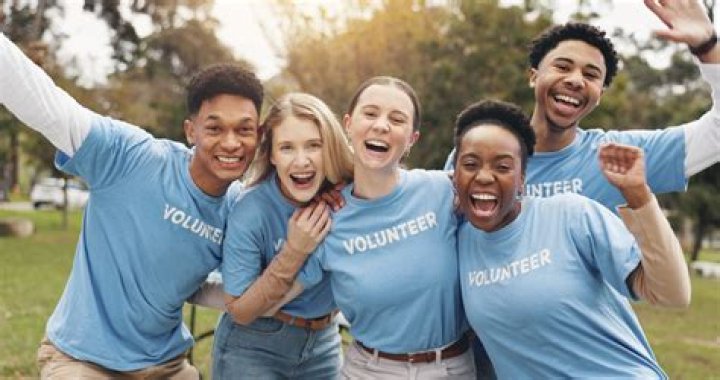 16 Best Places to Volunteer Abroad in 2024