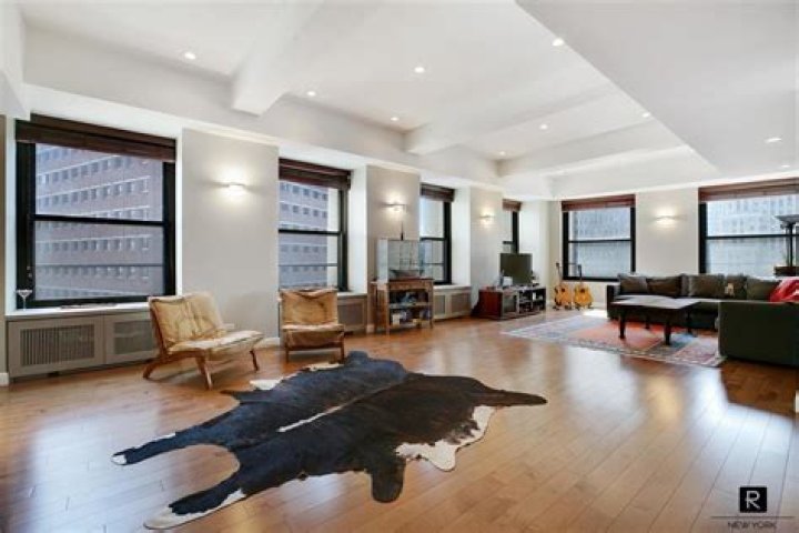 3 Hanover Square - Financial District