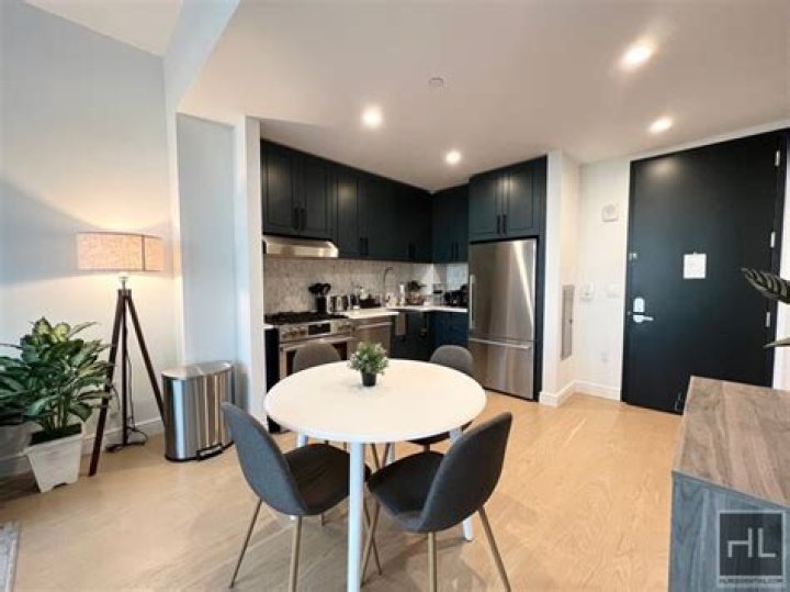 475 Clermont Avenue - Rentals in Clinton Hill