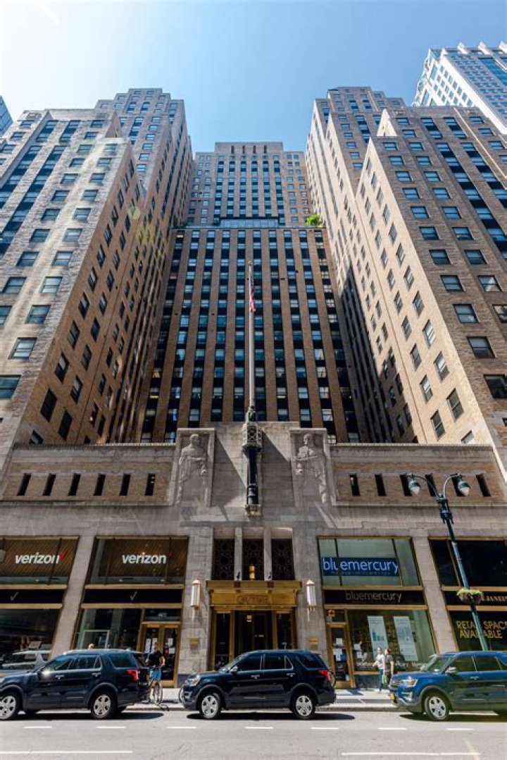 876 Lexington Avenue, NYC - Rental Apartments