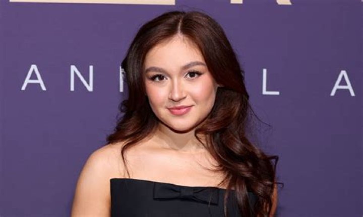 Anna Cathcart: Actress, Movies and TV Shows, Age, Height, Teeth, Boyfriend, Parents, Instagram and Net Worth