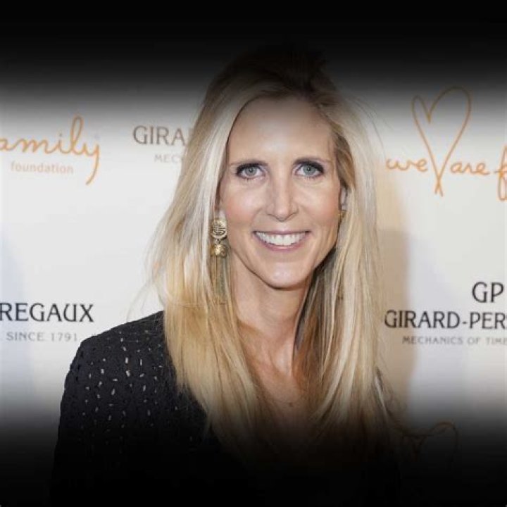 Brad Mondo - Age, Bio, Birthday, Family, Net Worth