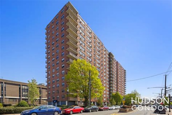 Come Home to Lenox, Jersey City Rentals from $2,290/Mo. with Amenites Designed by Fogarty Finger