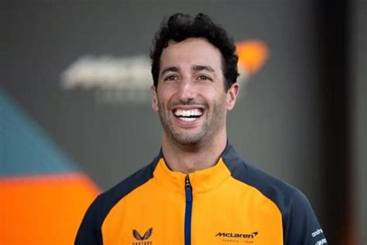 Daniel Ricciardo Wife, [Racer] Age, Wiki, News, Parents, Net Worth