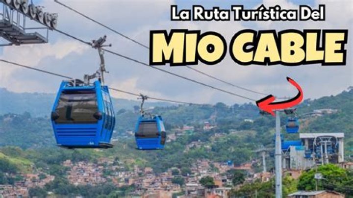 HOT Video en el Mio cable de cali sin censura