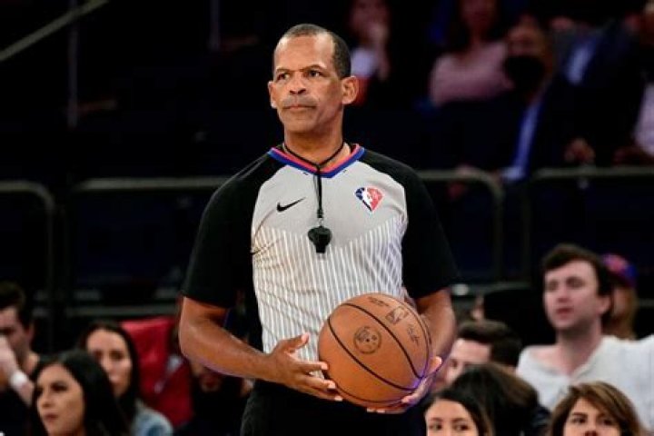 how much do NBA referees take home?