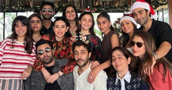 Karisma Kapoor drops pics from the annual Kapoor family Christmas lunch with Ranbir Kapoor, Raha