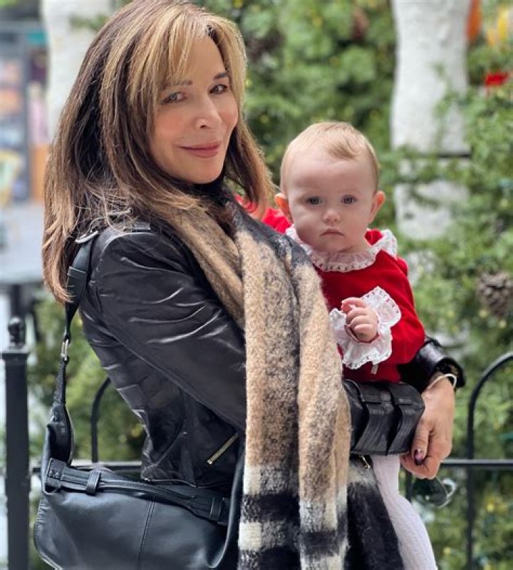 Lauren Koslow: Actress, Age, Husband, Children, Net Worth !