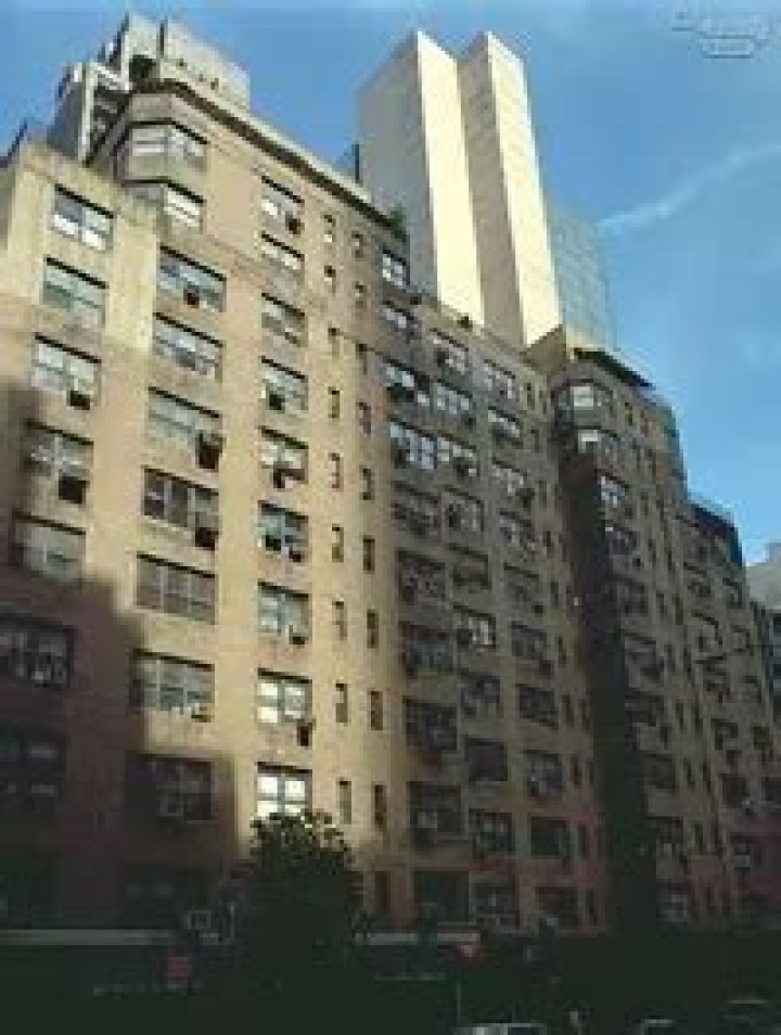 Lexington House, 141 East 56th Street, NYC - Rental Apartments