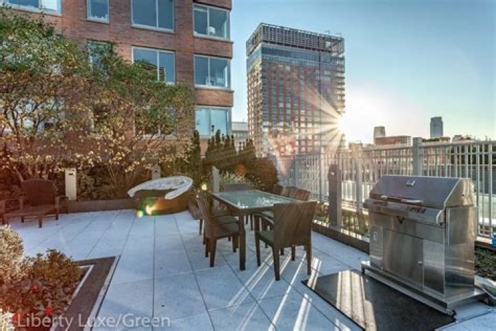 Liberty Luxe, 200 North End Avenue - Rentals in Battery Park City