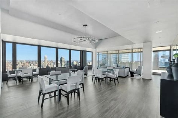The Galleria, 117 East 57th Street, NYC - Condo Apartments