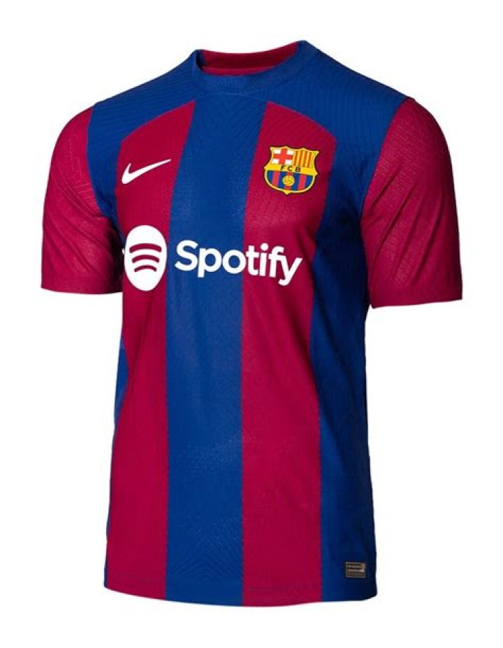 Top 5 Players to Wear No.9 Jersey for Barcelona Since 1995