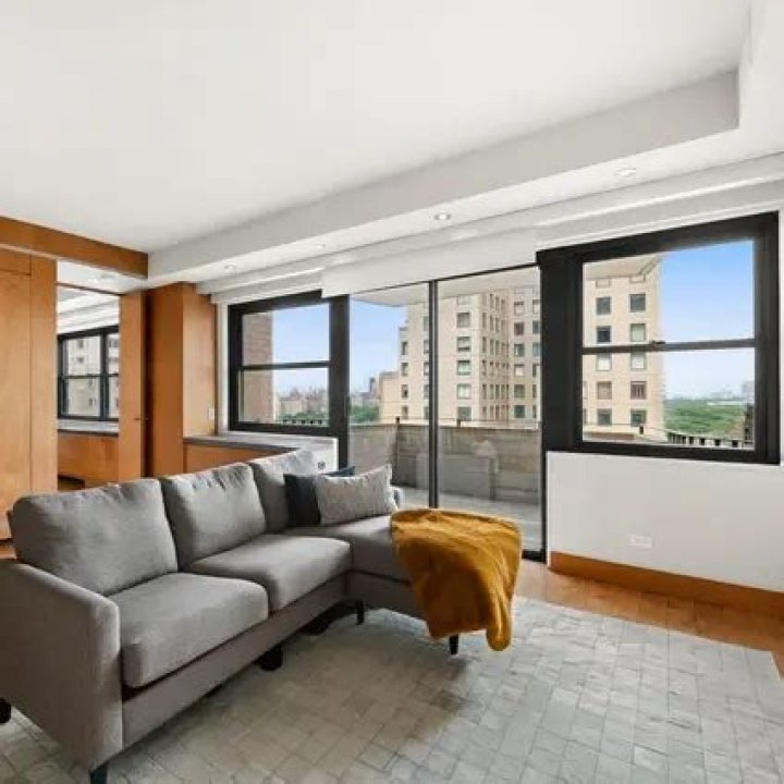 Tower 58, 58 West 58th Street, NYC - Condo Apartments