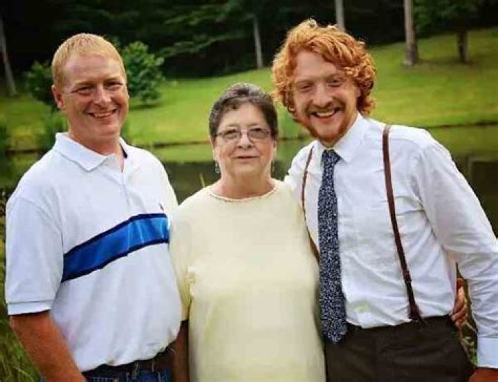 Tyler Childers Net Worth, Wife, Parents, Age, Wiki