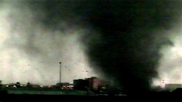 When Will Power Be Restored In Philadelphia Following The Tornado?
